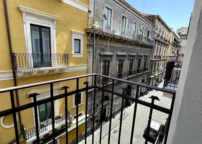 Faraone Apartments